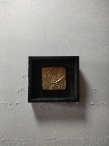 exid106997wid92922 / 古代のレリーフ b-25007