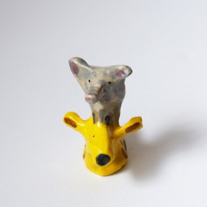 exid124413wid108466 / ゾウとキリンの置物