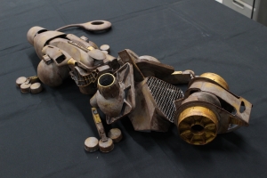 坂田樹/闇夜に潜む