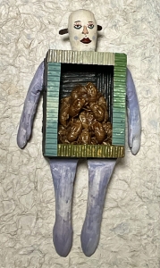 exid120244wid98593 / 箱男シリーズ-抜け殻