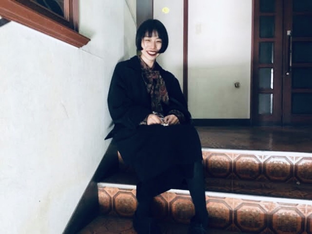 東春予